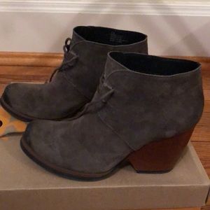 Kork Ease Roana Lace-Up Wedge Bootie